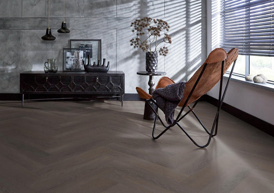 Herringbone plak PVC charcoal - Matteo studio B.V.