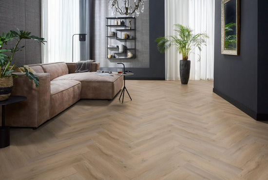 YUP Leyton visgraat plak PVC natural oak - Matteo studio B.V.
